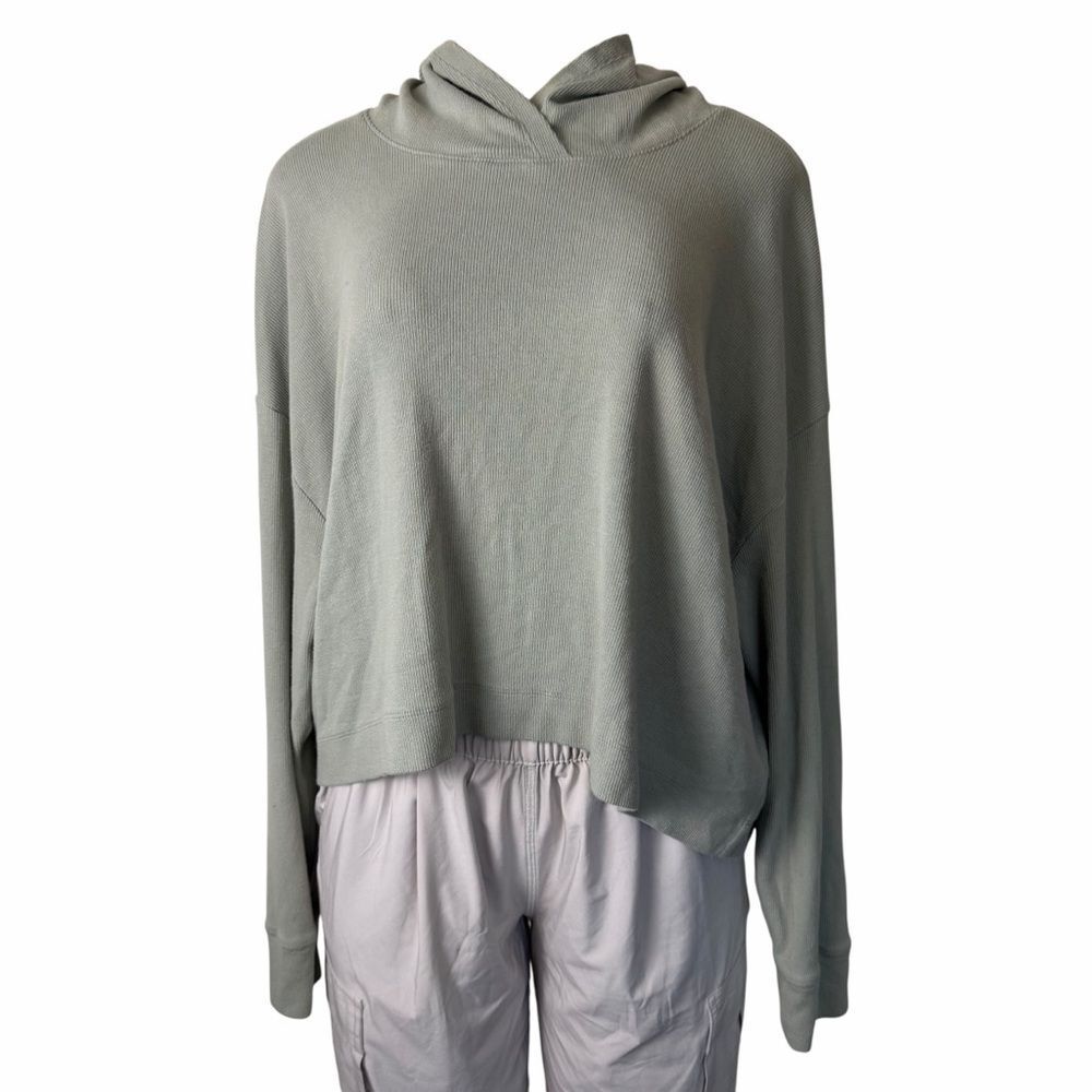 Athleta Women’s ribbed Hooded sage green Sweatshirt pullover Size Large